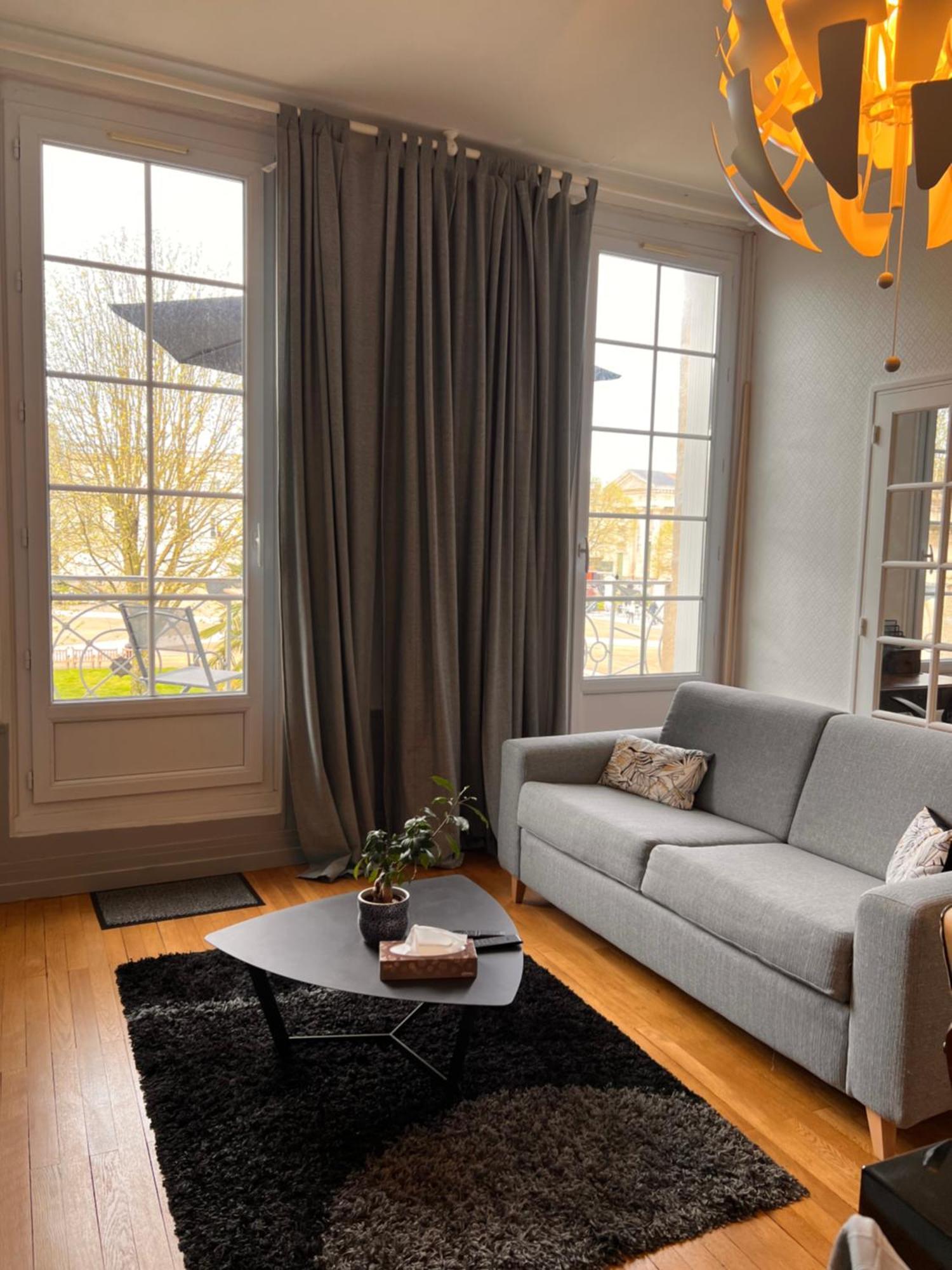 La Colbertine - Charming Apartment In Place Colbert روشفور المظهر الخارجي الصورة